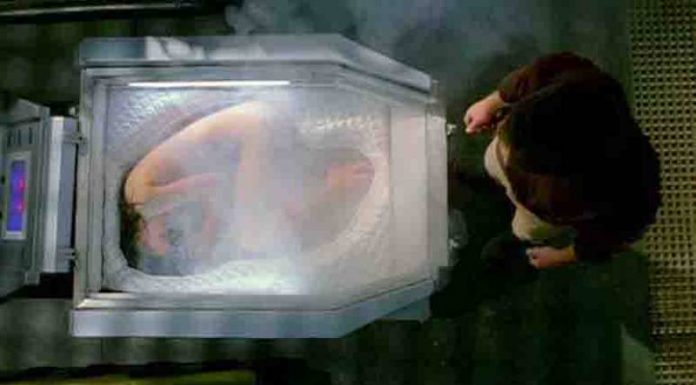 Во Русија замрзнуваат неизлечиво болни луѓе со надеж дека некогаш ќе се најде лек за нив | Фото/Видео