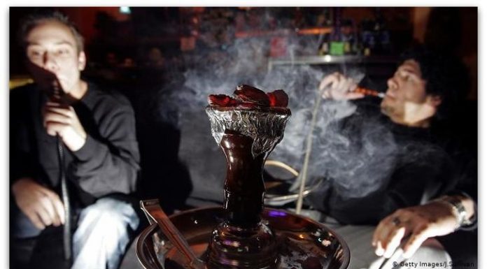 Наргилето поопасно од цигарите