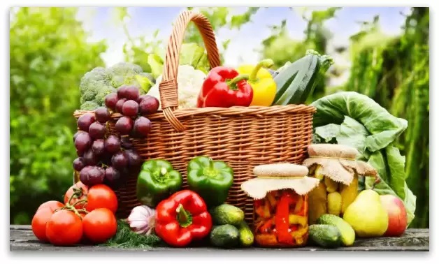 Објавена листа на овошје и зеленчук со најмногу пестициди | На самиот врв една омилена храна