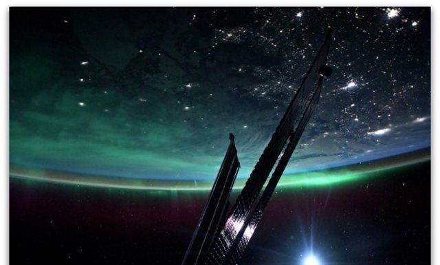 Апсолутно неверојатно | Астронаут ја фатил поларната светлина од сосема поинаков агол