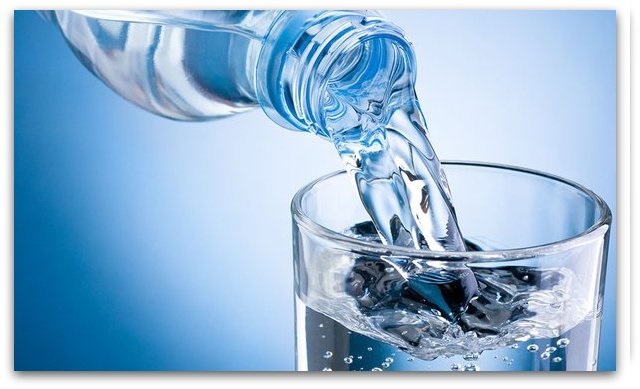 СЕПАК, ВОДАТА НЕ Е НАЈДОБРИОТ НАПИЈАЛОК ЗА ХИДРАТЦИЈА