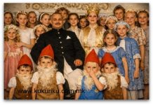 Кога светот сврте грб, еден човек ги отвори рацете за 740 деца